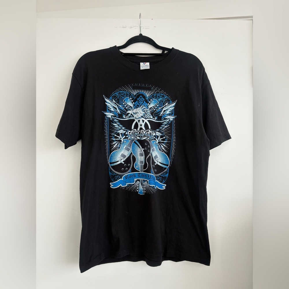 Aerosmith “rock this way” graphic band T shirt, front and back graphic